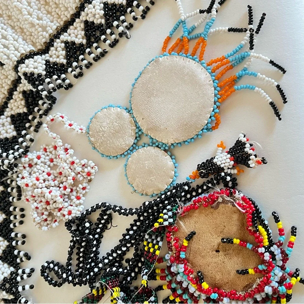 Beaded necklaces that need repair or for repurposing all damaged native seed - Picture 2 of 16